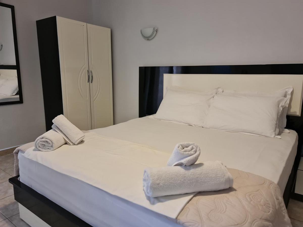 Hotel Ardiani Ksamil Bagian luar foto
