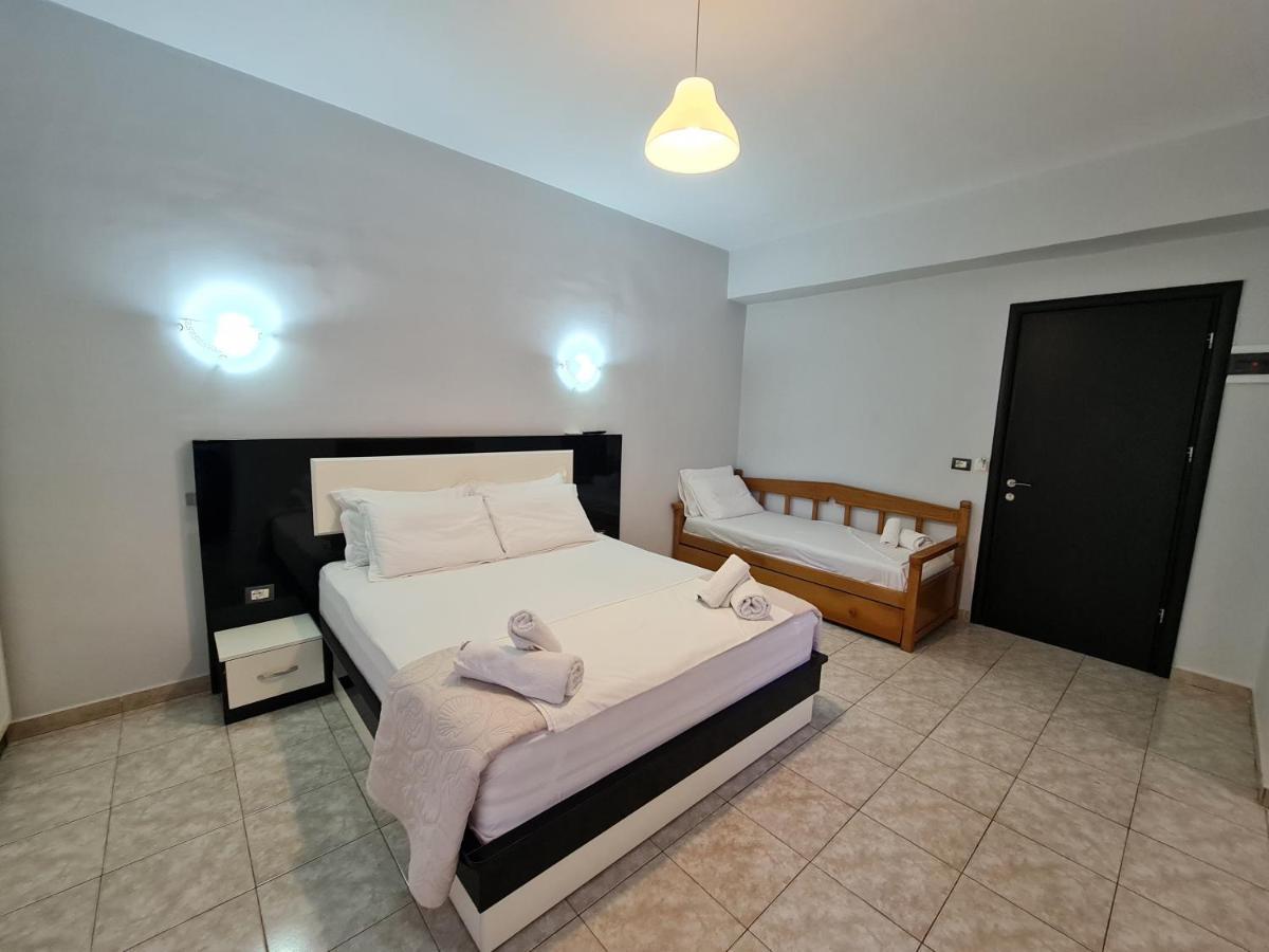 Hotel Ardiani Ksamil Bagian luar foto