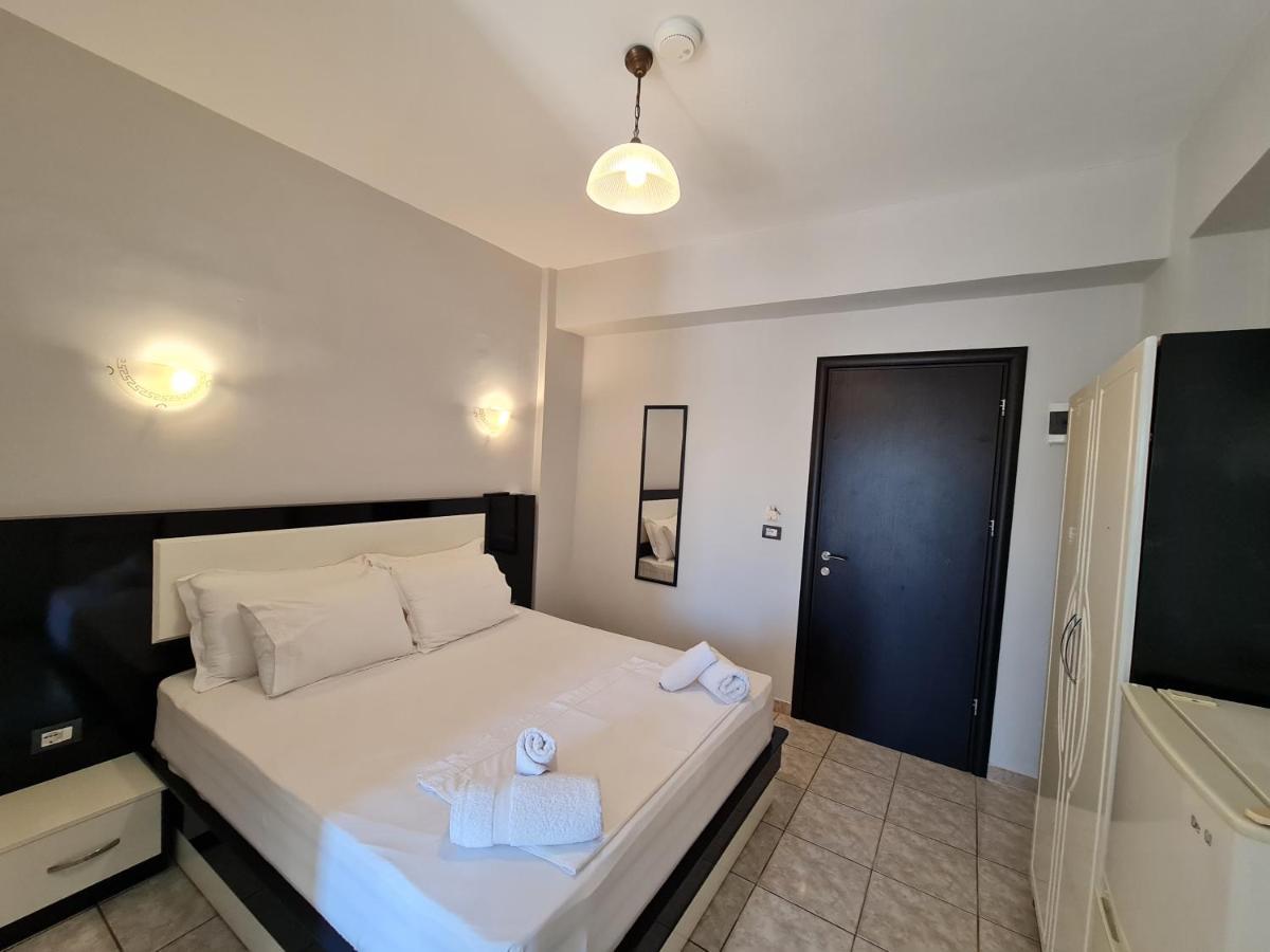 Hotel Ardiani Ksamil Bagian luar foto