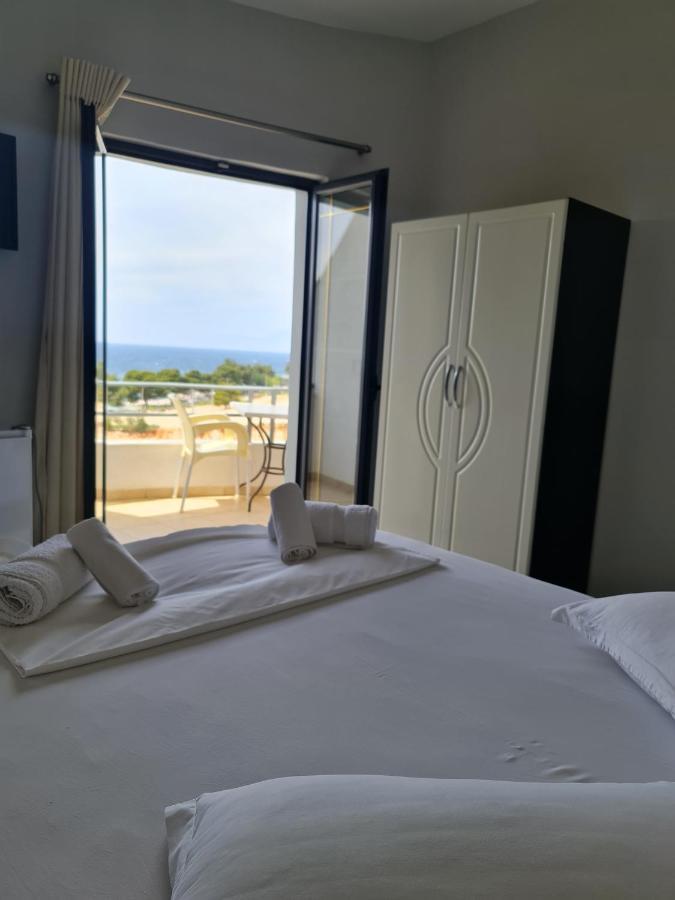 Hotel Ardiani Ksamil Bagian luar foto