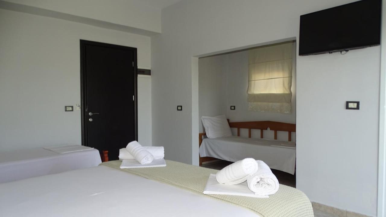 Hotel Ardiani Ksamil Bagian luar foto
